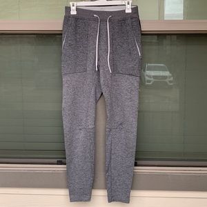 Lululemon tech textured pants SMALL Heather grey 29” inseam jogger